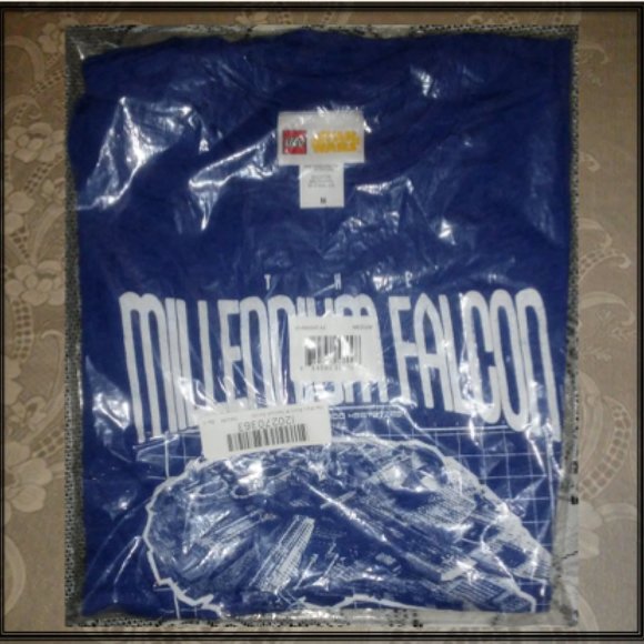 Bundle of 3 Brand New Graphic T-Shirts - Picture 7 of 7